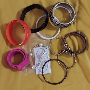 Women's Assorted Bracelet Lot